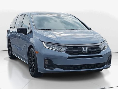 Used 2025 Honda Odyssey Sport-L image 2