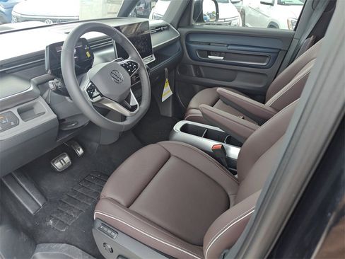 New 2025 Volkswagen ID. Buzz Pro S image 11