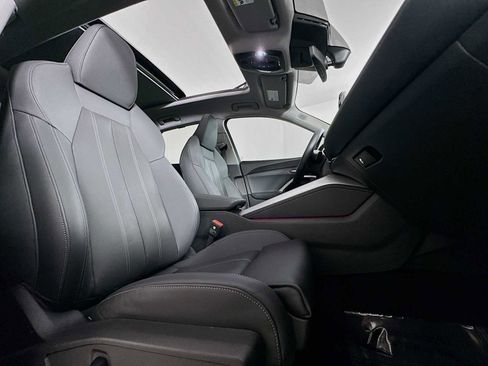 Certified 2025 Audi Q5 Premium Plus w/ Premium Plus image 26