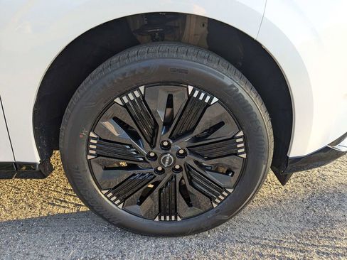 New 2026 Nissan Murano Platinum w/ Cargo Package AWD/4WD image 11