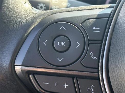 Used 2024 Toyota Camry SE image 10