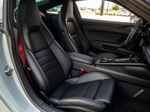 Certified 2026 Porsche 911 Carrera GTS RWD image 35