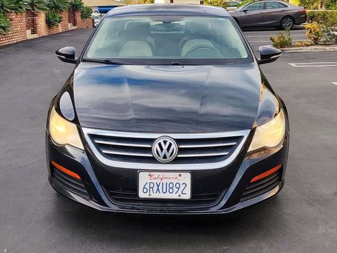 Used 2011 Volkswagen CC Sport image 2