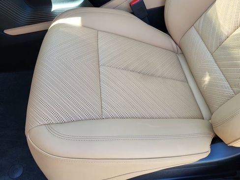 New 2025 Cadillac Escalade IQ Luxury 2 w/ LPO, Etrunk Organizer Package image 16