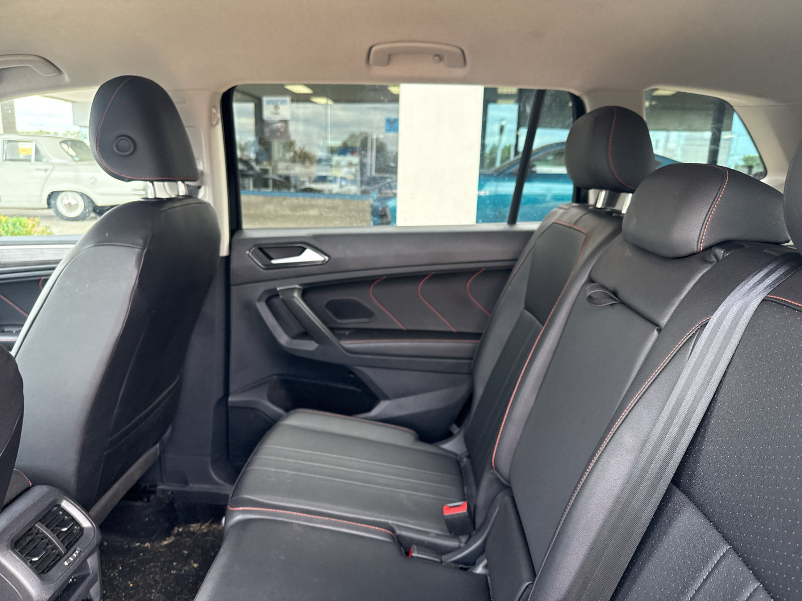 Used 2024 Volkswagen Tiguan Wolfsburg Edition FWD image 13