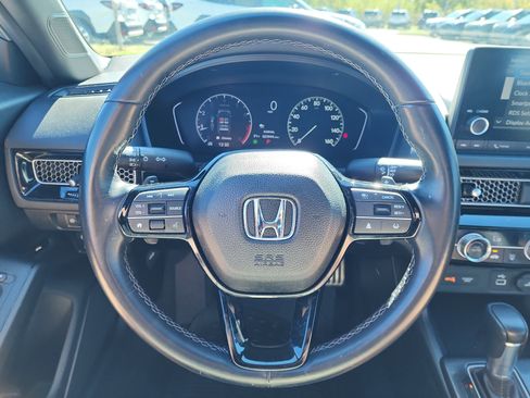 Used 2023 Honda Civic Sport image 18