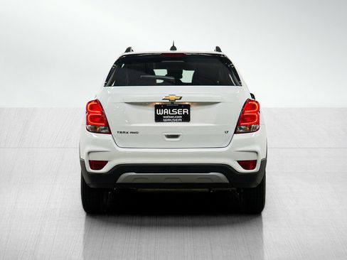 Used 2020 Chevrolet Trax LT w/ LT Convenience Package AWD/4WD image 4