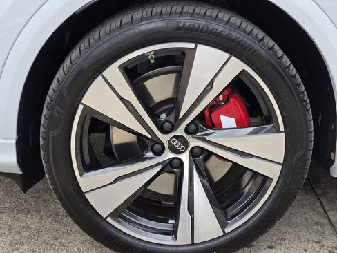 New 2025 Audi SQ5 Premium Plus image 15