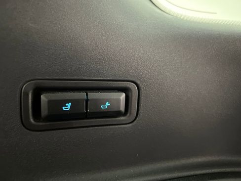 Used 2025 Ford Expedition Active AWD/4WD image 31