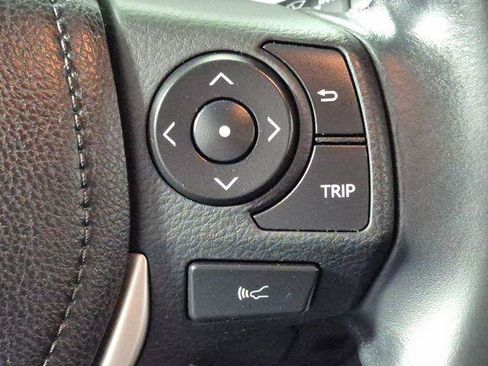 Certified 2018 Toyota RAV4 XLE AWD/4WD image 13