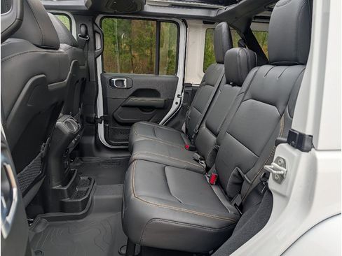 New 2026 Jeep Wrangler Sahara image 33