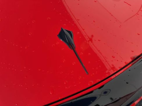 Used 2025 Chevrolet Corvette Stingray Coupe w/ 1LT RWD image 10