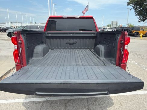 Used 2022 Chevrolet Silverado 1500 LT Trail Boss w/ Safety Package AWD/4WD image 15