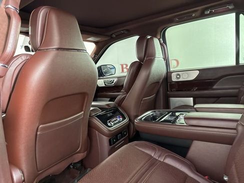 Used 2019 Lincoln Navigator Black Label image 14