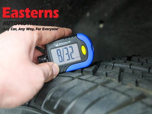 Used 2023 Chevrolet Suburban Premier image 31