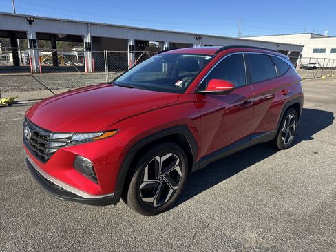 Used 2023 Hyundai Tucson SEL w/ Convenience Package image 3