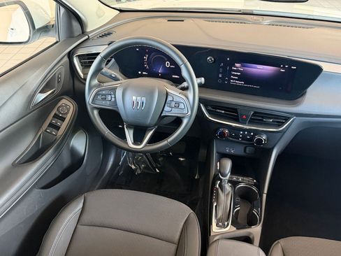 Used 2025 Buick Encore GX Preferred FWD image 32