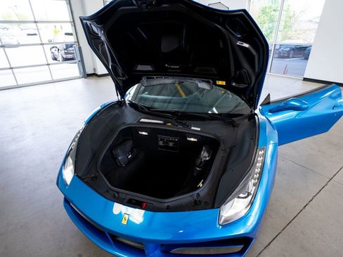 Used 2019 Ferrari 488 GTB RWD image 45
