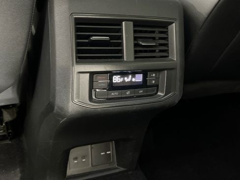 Used 2023 Volkswagen Atlas SEL image 25