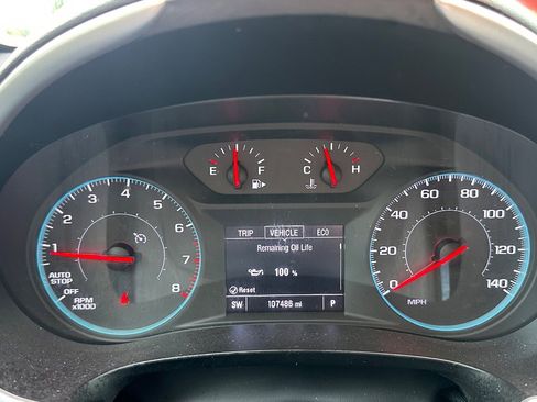 Used 2023 Chevrolet Malibu LT FWD image 33