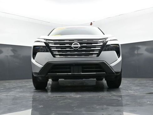 Used 2024 Nissan Rogue SV FWD image 47