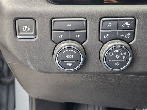 Used 2024 Chevrolet Silverado 2500 LT w/ Z71 Sport Edition AWD/4WD image 30