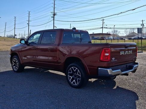Used 2025 RAM 1500 Laramie image 4