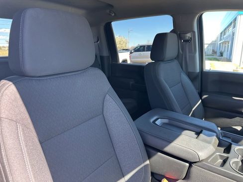 Used 2024 Chevrolet Silverado 2500 Custom w/ Custom Value Package AWD/4WD image 29
