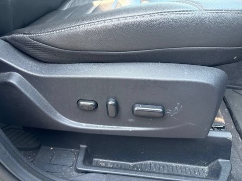 Used 2016 Ford Escape Titanium w/ Equipment Group 301A AWD/4WD image 27