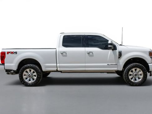 Used 2021 Ford F250 Platinum w/ FX4 Off-Road Package AWD/4WD image 5