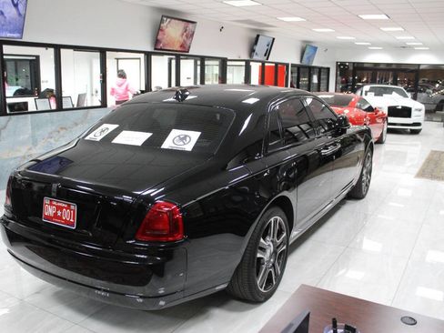 Used 2019 BMW i8 Roadster image 24