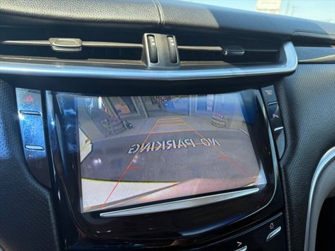Used 2013 Cadillac XTS Premium FWD image 12