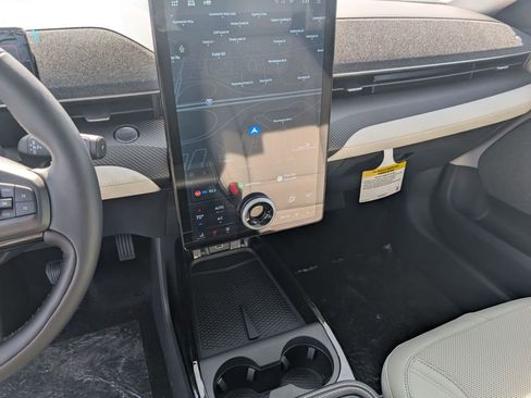 New 2025 Ford Mustang Mach-E Premium image 34