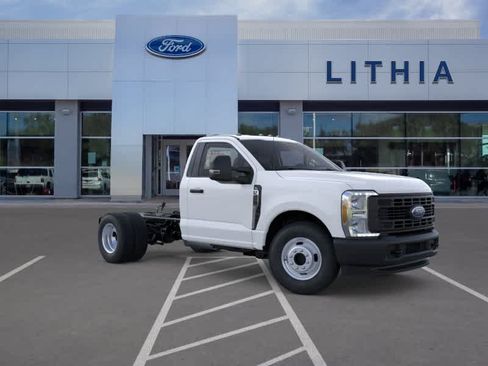 New 2026 Ford F350 XL RWD image 7