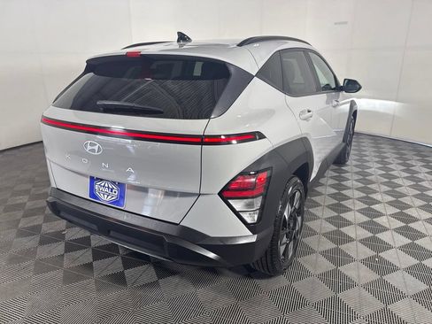 Used 2024 Hyundai Kona SEL FWD image 11