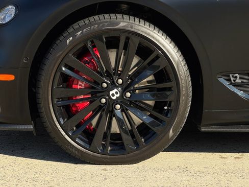 Used 2022 Bentley Continental GT Speed image 13