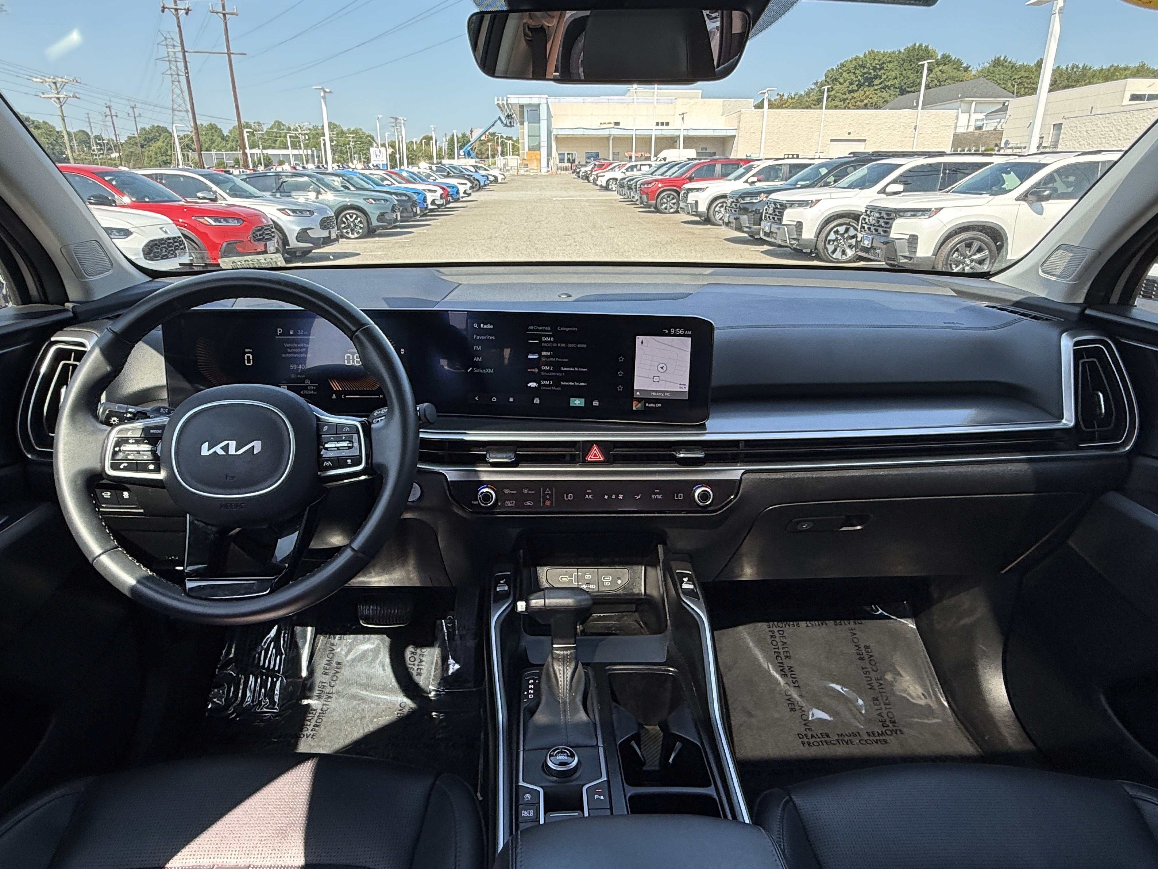 Used 2024 Kia Sorento EX w/ Panoramic Sunroof Package FWD image 29