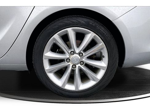 Used 2012 Buick Verano Convenience FWD image 36
