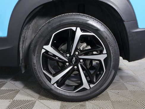 Used 2021 Chevrolet TrailBlazer RS w/ Sun and Liftgate Package image 14