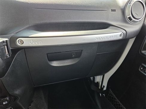 Used 2017 Jeep Wrangler Unlimited Sahara w/ Max Tow Package image 30