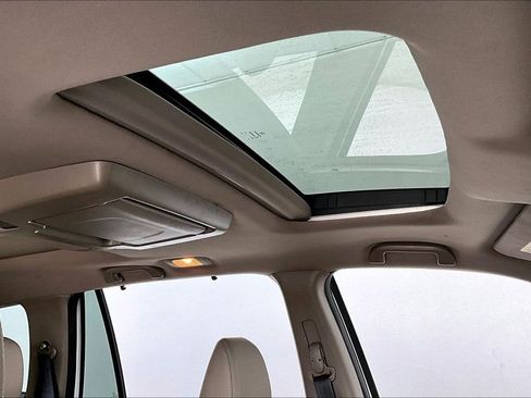 Used 2022 Honda Pilot Elite image 22