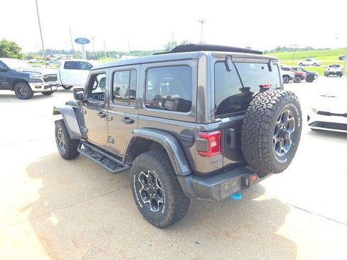 Used 2022 Jeep Wrangler Unlimited Rubicon 4xe w/ Cold Weather Group AWD/4WD image 6