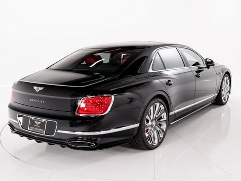 New 2025 Bentley Flying Spur Plug-In Hybrid image 5