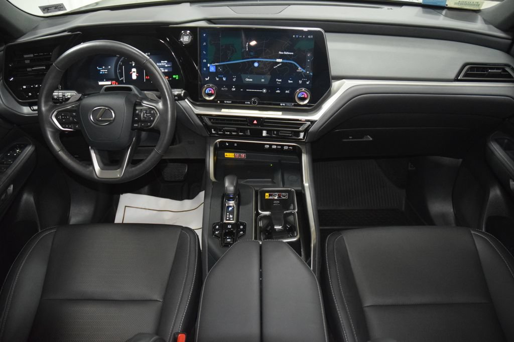 Used 2025 Lexus TX 350 AWD w/ Technology Package image 30