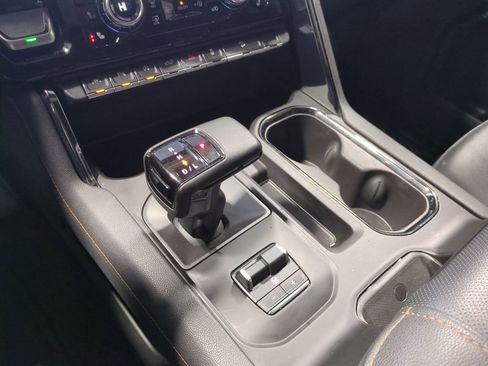 Used 2023 GMC Sierra 1500 AT4 w/ AT4 Preferred Package image 39