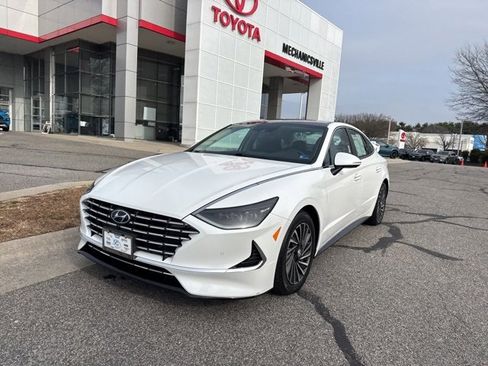 Used 2021 Hyundai Sonata Limited w/ Cargo Package image 2