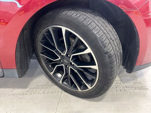 Used 2017 Ford Taurus SEL w/ Equipment Group 201A image 17