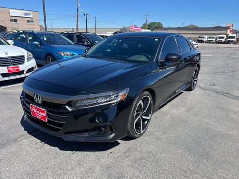 Used 2021 Honda Accord Sport image 2