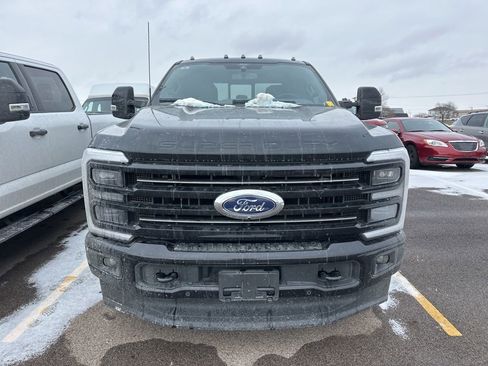 Used 2025 Ford F250 Platinum image 19