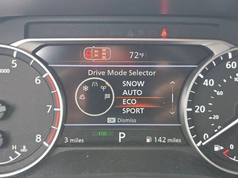 New 2026 Nissan Rogue SV w/ Cold Weather Package AWD/4WD image 33